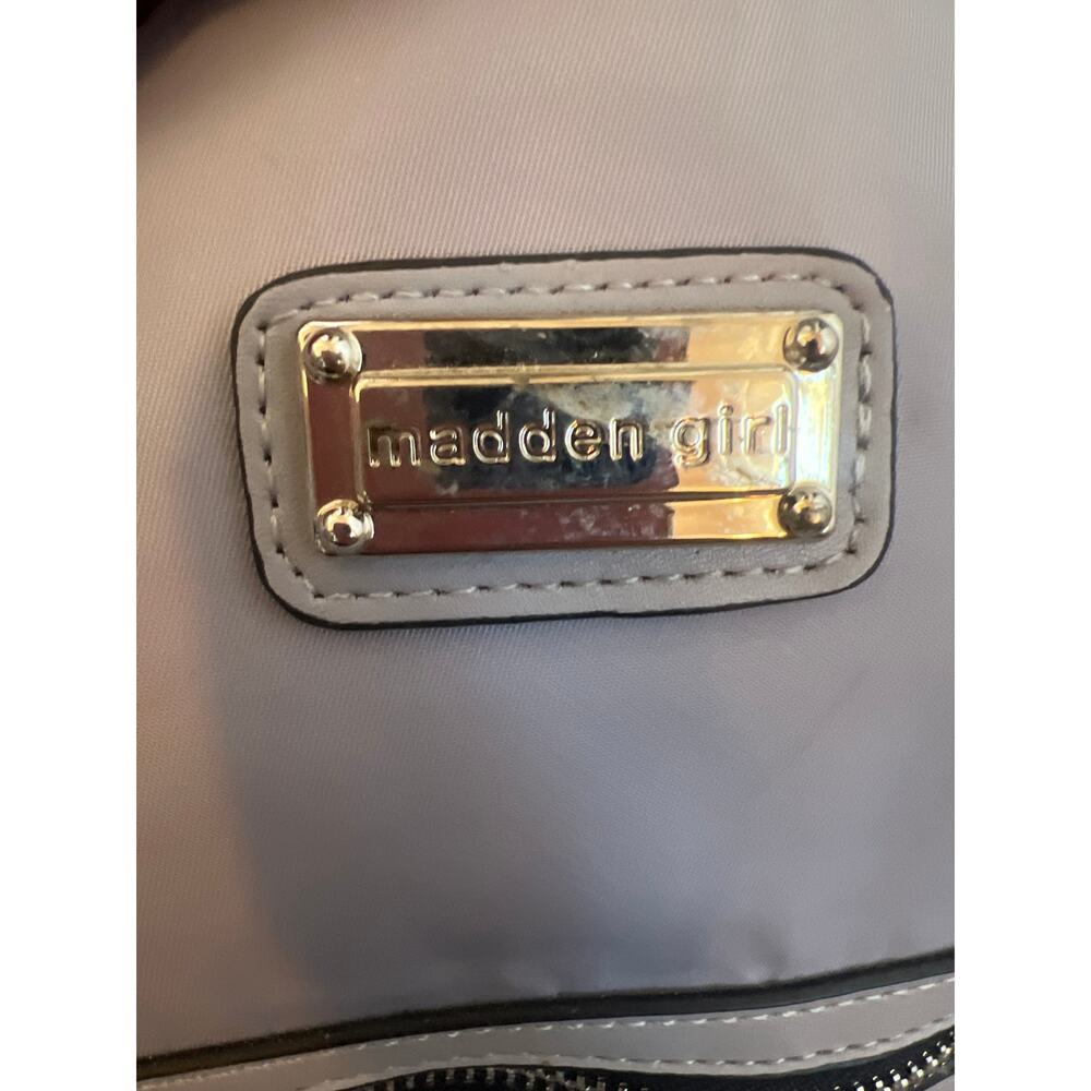 Madden Girl Nylon
Weekender Travel Large Tote Bag Gray and Black - Picture 5 of 11